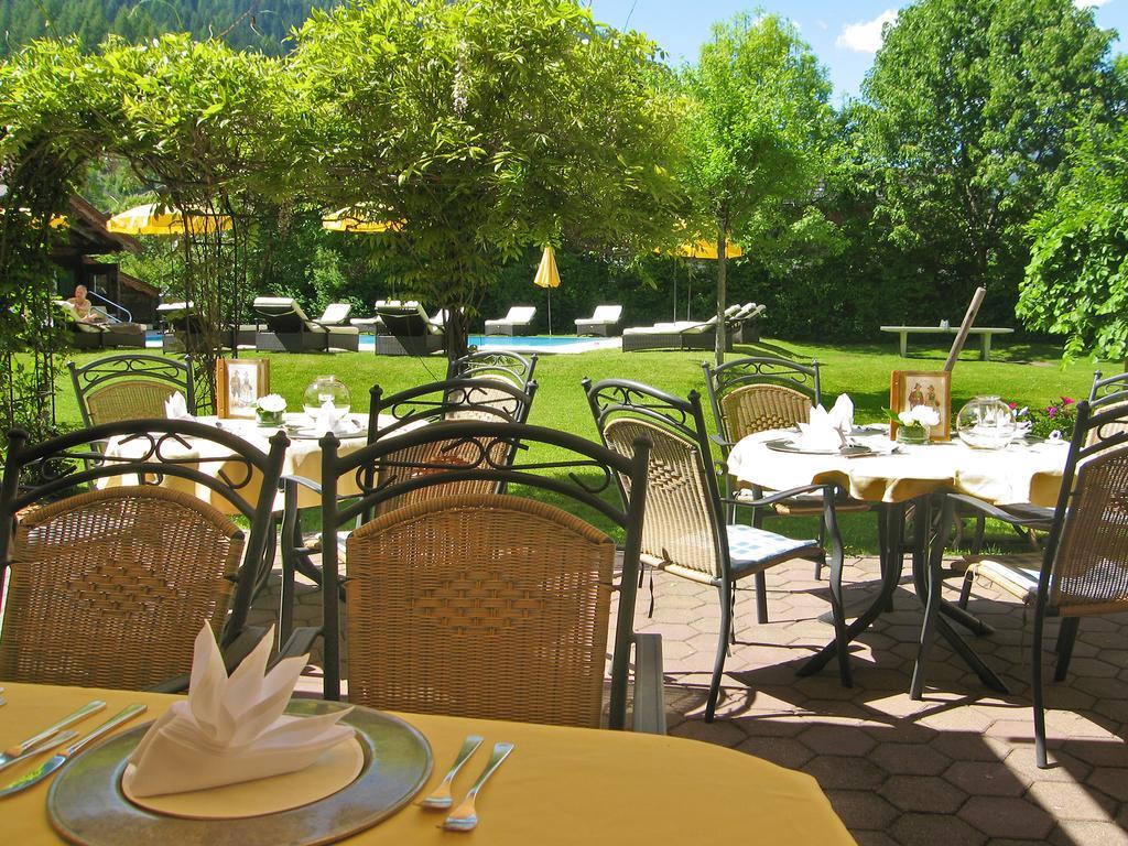 Alpenhotel Tirolerhof Нойштіфт-ім-Штубайталь Екстер'єр фото