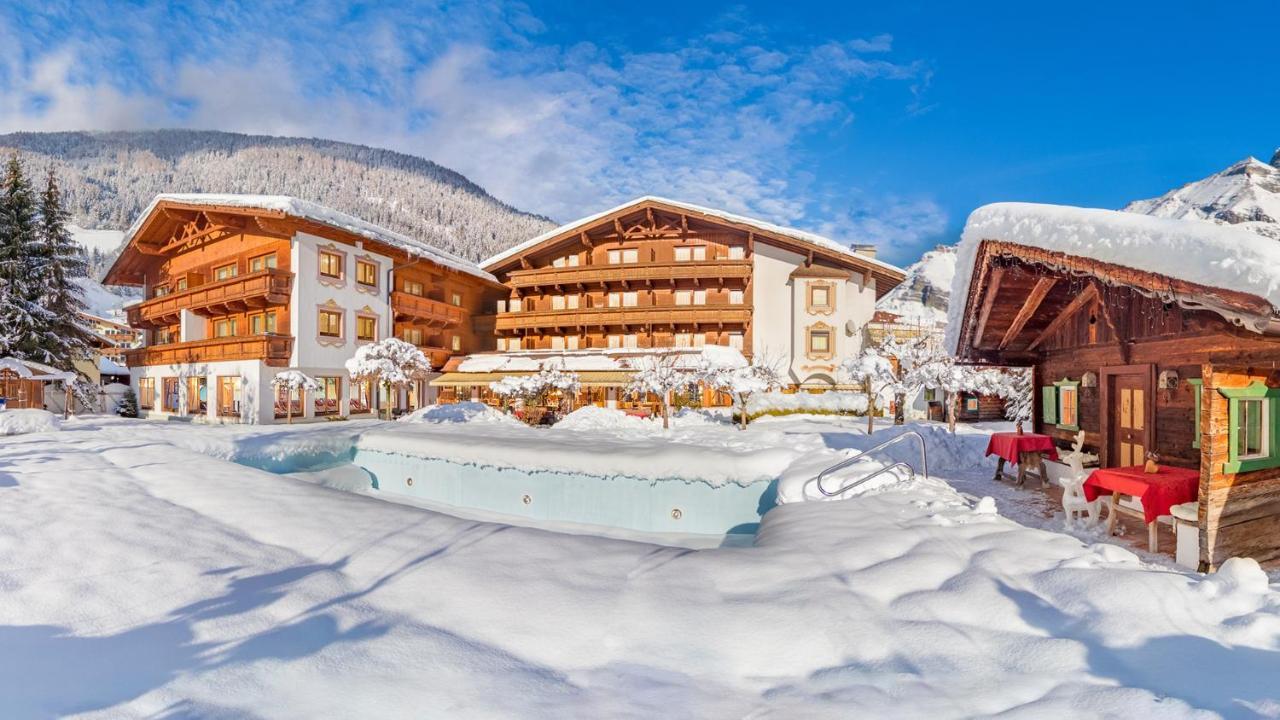 Alpenhotel Tirolerhof Нойштіфт-ім-Штубайталь Екстер'єр фото